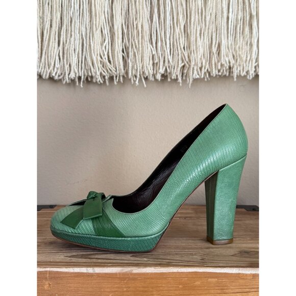 Vintage DKNY Artemisia Made in Italy Green Leather Bow Platform Pumps Size 8.5 - Picture 7 of 15